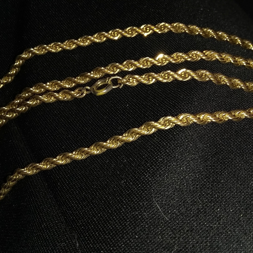Jewelry - Picture 7 of 8